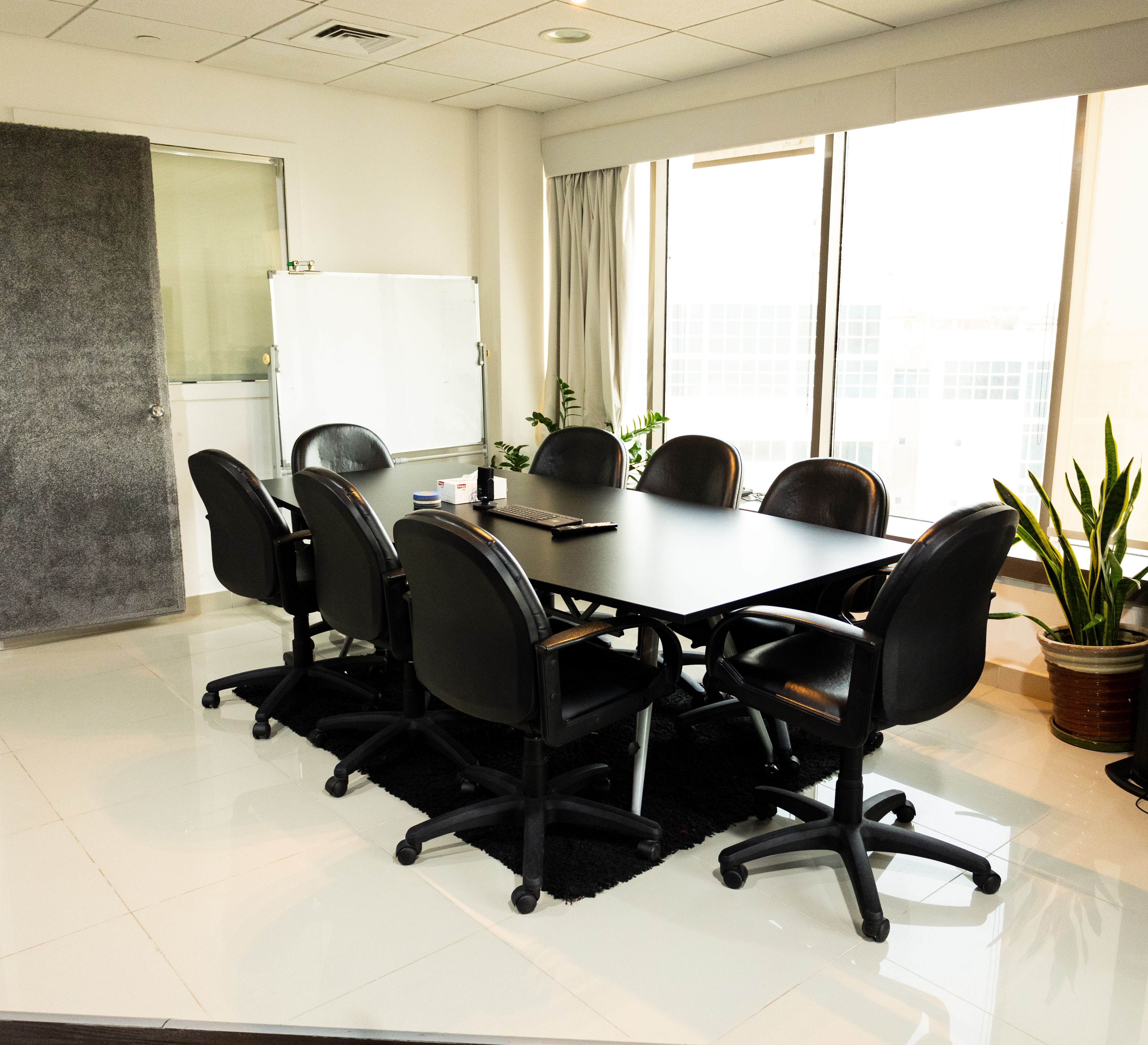 Meeting Table | Mums in Bahrain
